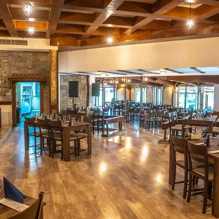 Ezeroto Hotel 3*